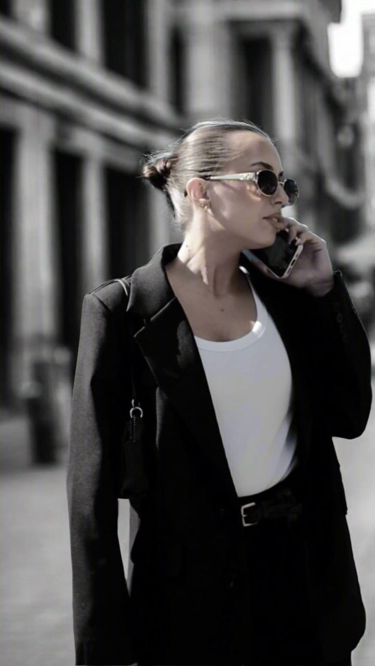 Cara Blazer