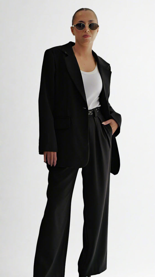Cara Blazer